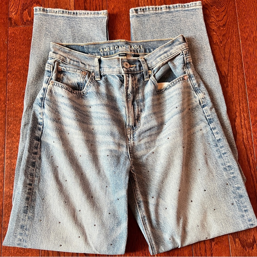 American Eagle Light Wash Jeans